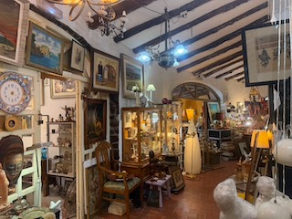 Antiques 1