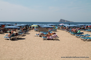blue sunbeds