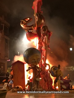 fallas starting to burn