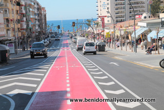 central bike lane